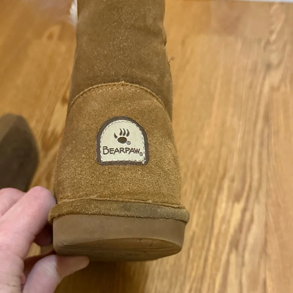 BearPaw Tan Boots with Cream Lining - Picture 6 of 7
